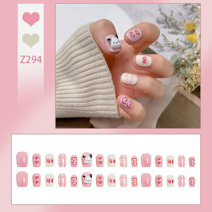Creative nail art set with modern heart designs Bowlift