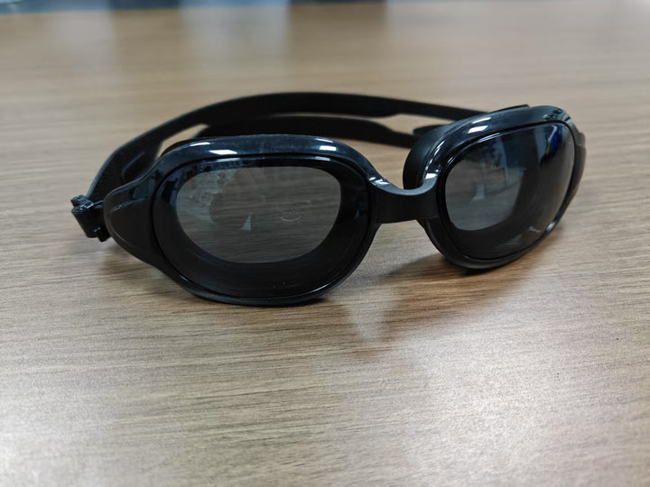 Swimming goggles Bowlift