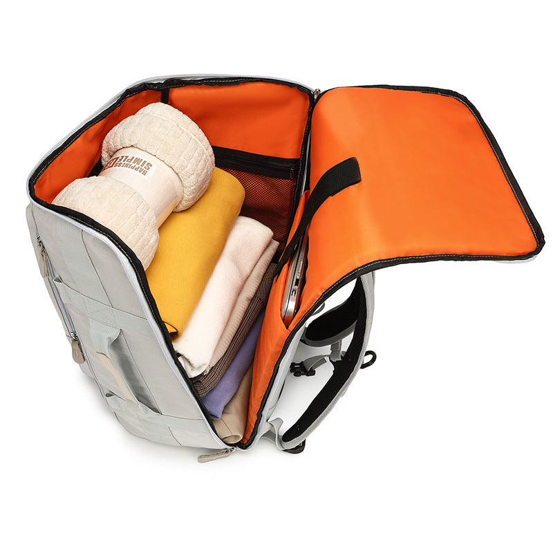 Multifunctional Travel Bag With Ergonomic Carrying Handles And An Innovative Compartment System Bowlift