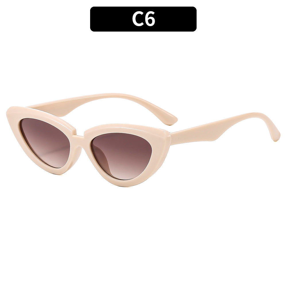 Chic Cat-Eye Sunglasses