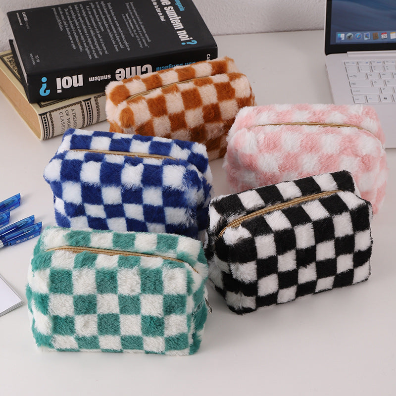 Faux Fur Checkered Zipper Makeup Organizer Pouch Bowlift