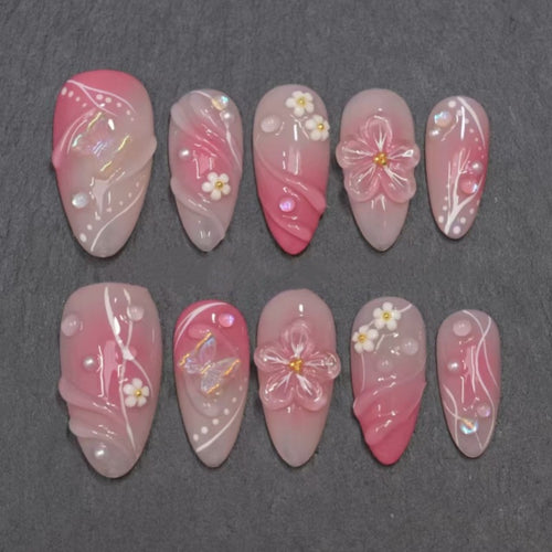 Floral-Embellished Press-On Nail Kit Bowlift