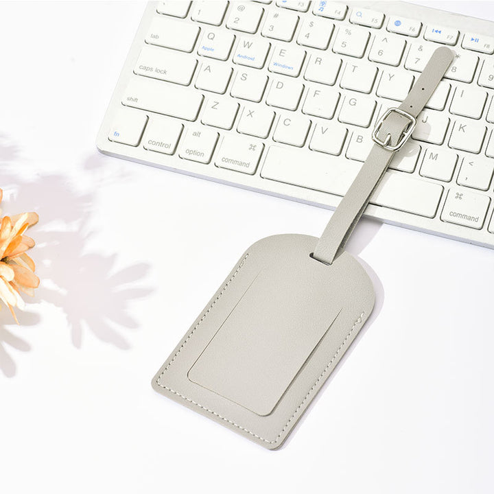 Minimalist Leather Luggage ID Tag with Adjustable Buckle Strap and Card Slot Bowlift