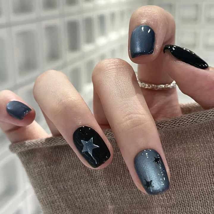 Decorative Press-On Nail Set with Star and Bow Designs Bowlift