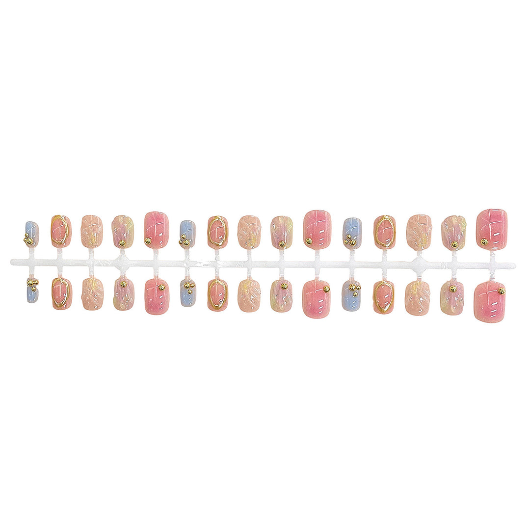 Decorative Press-On Nail Set with Gold Accents Bowlift