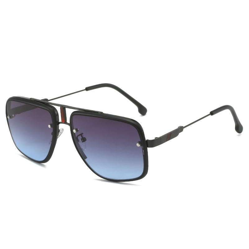 Women's fashionable oversized sunglasses with gold accents Bowlift