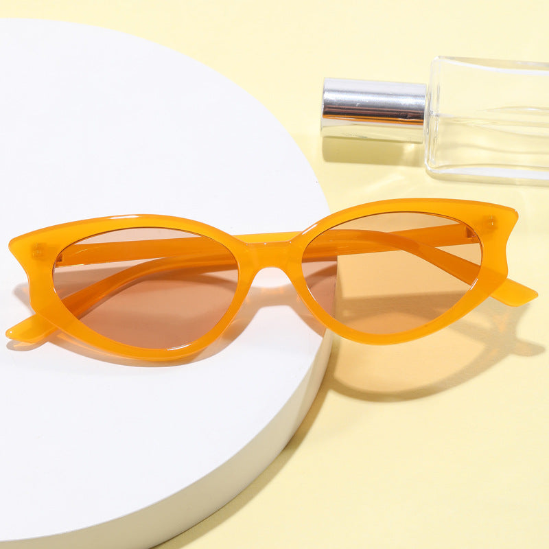 Women's Cat Eye Sunglasses with Transparent Frame Bowlift