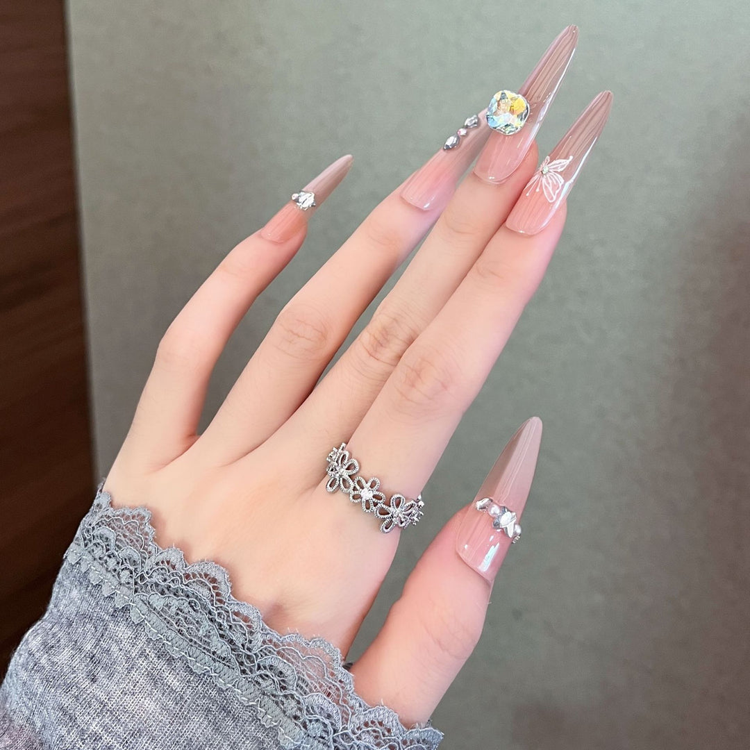 Stylish Stiletto Press-On Nail Extensions Bowlift