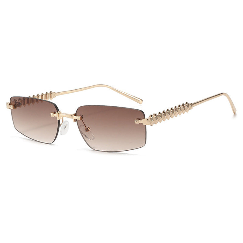 Women's square sunglasses with filigree frame and luxurious accents Bowlift