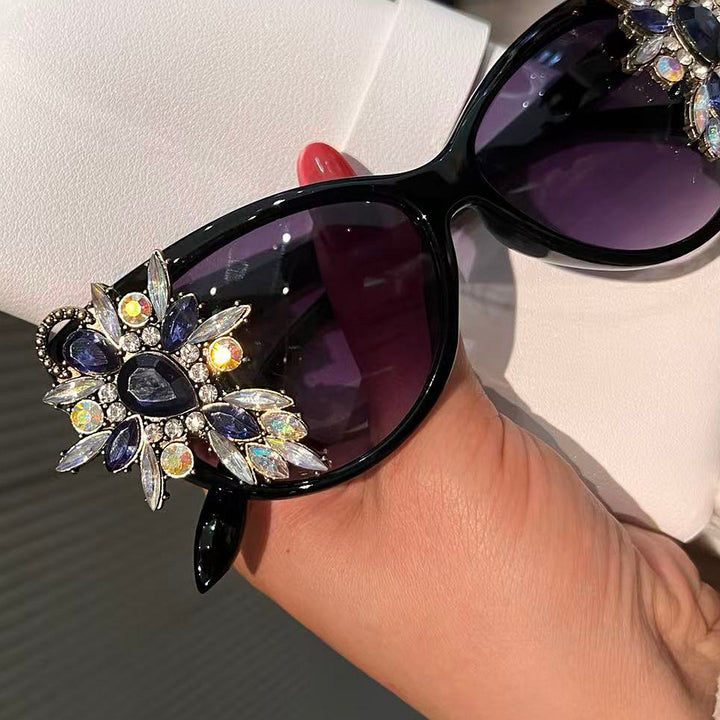 Women's sunglasses with exclusive jewelry design Bowlift