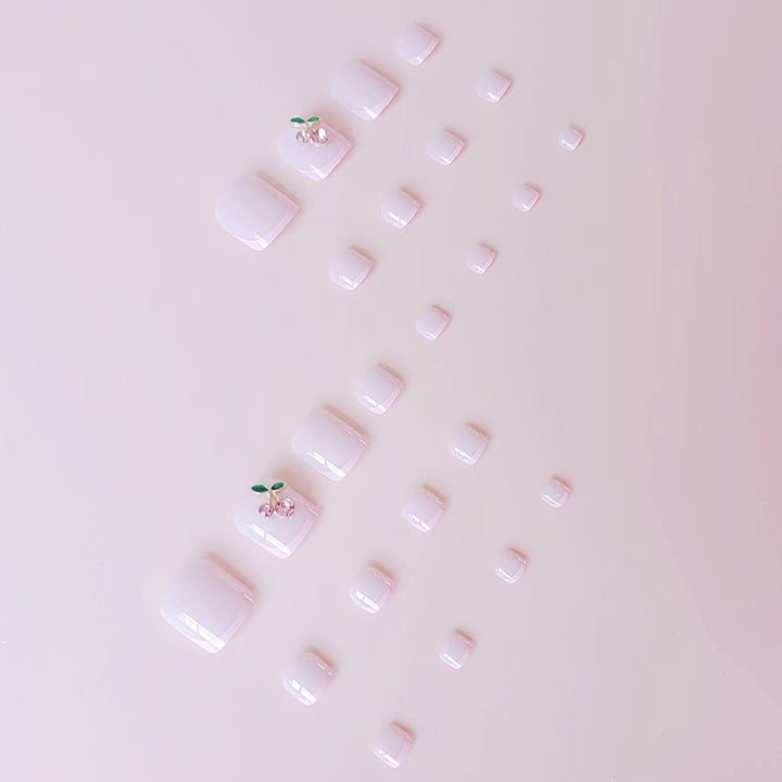 Artificial nail set with playful and stylish 3D decorations Bowlift