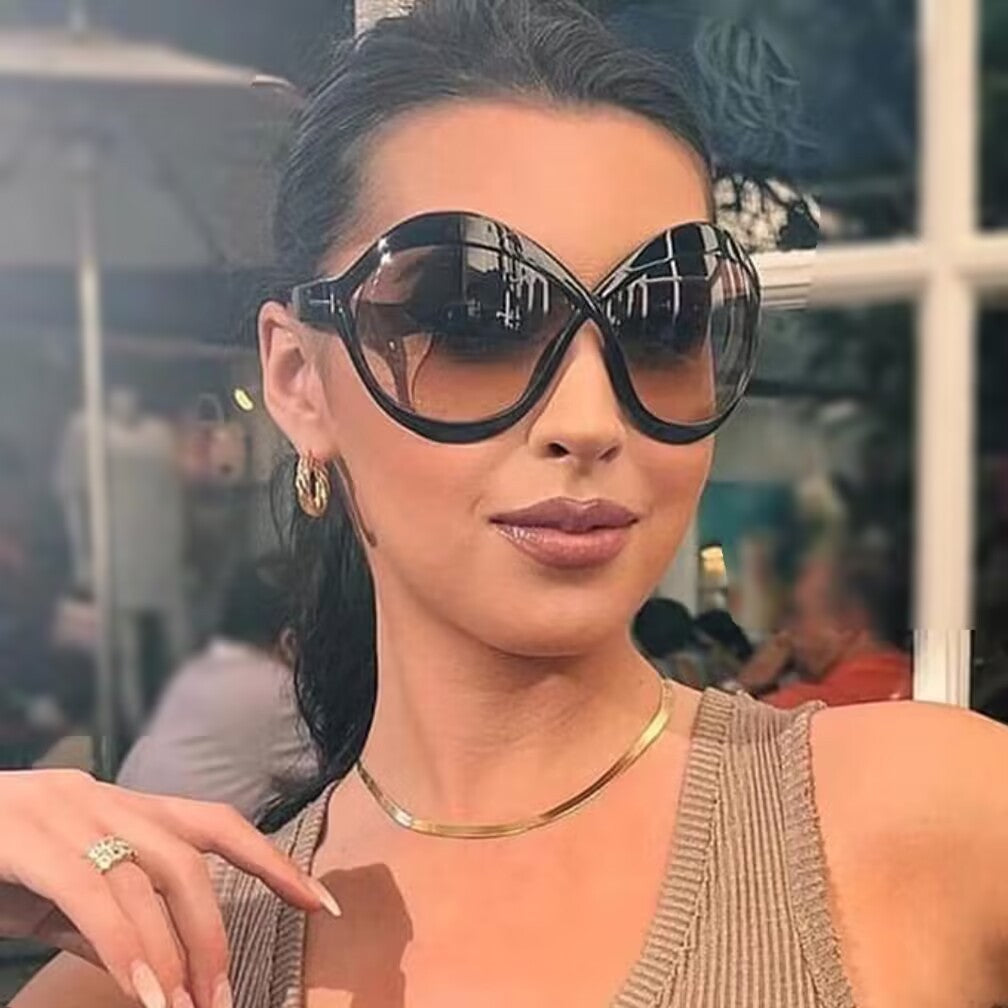 Women's extravagant Cat-Eye sunglasses with curved frame Bowlift