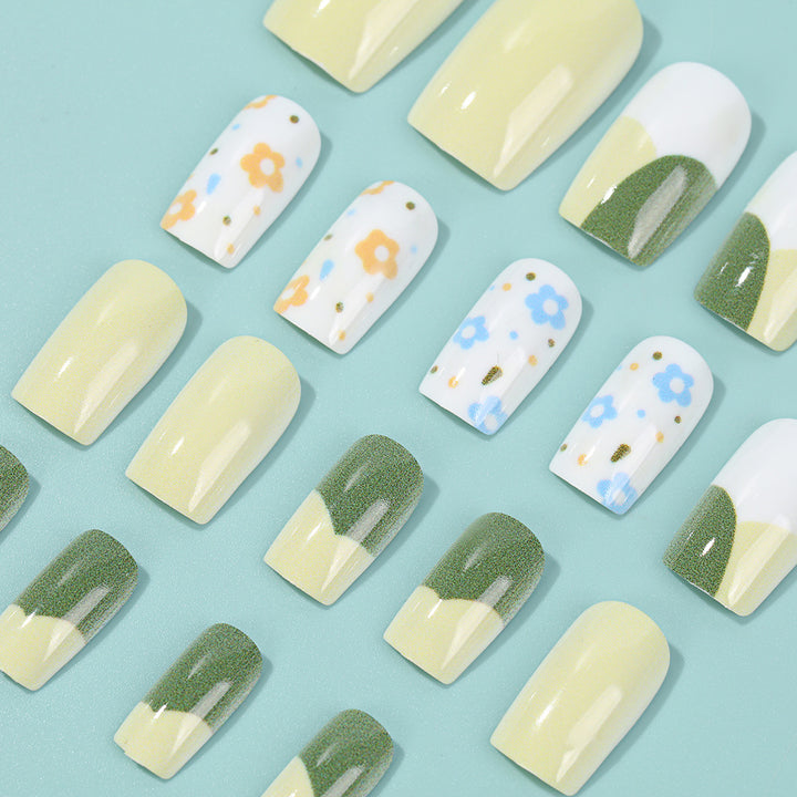 Artificial Nail Set with Playful Flower Patterns Bowlift