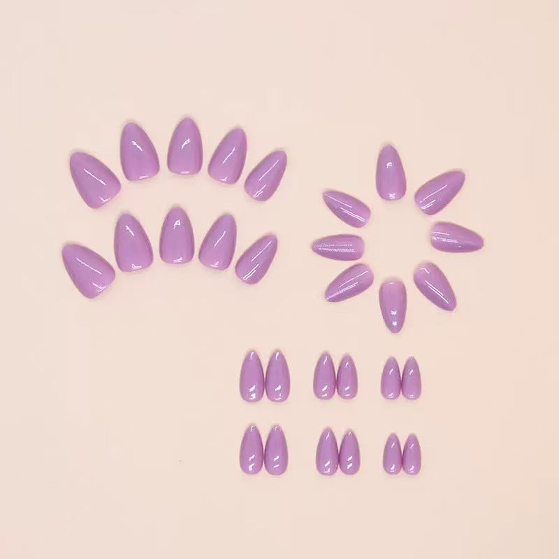 Artificial nail set with elegant, long-lasting high-gloss surface Bowlift