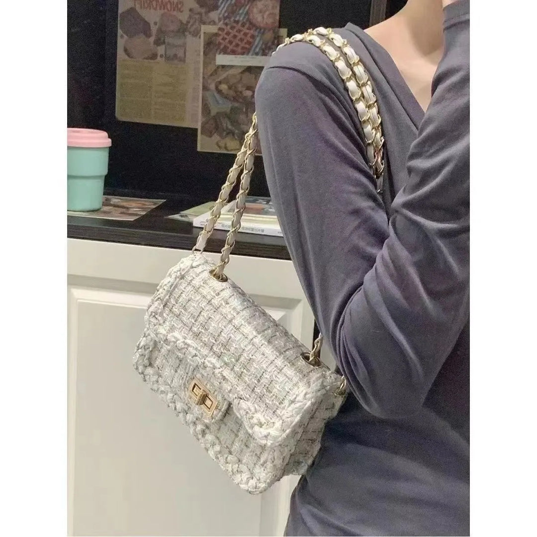 Textured Chain-Detail Crossbody Bag Bowlift