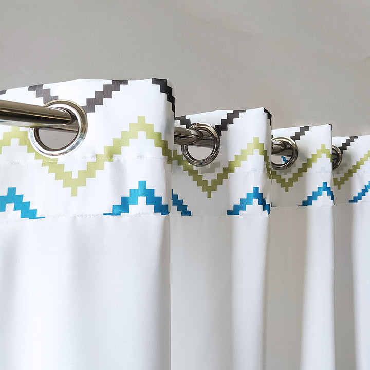 Geometric Zigzag Print Shower Curtain Bowlift