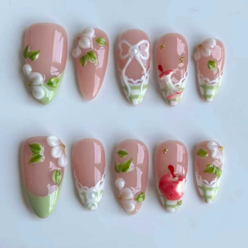 Artistic Floral and Star-Embellished Press-On Nail Set Bowlift