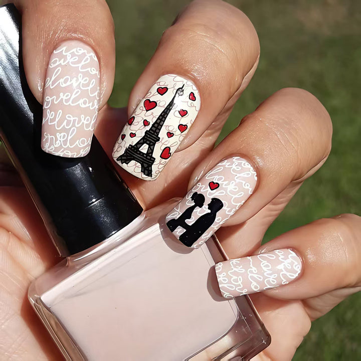 Artificials nails with Romantic Eiffel Tower design Bowlift