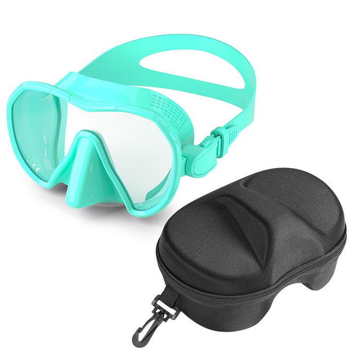 Diving mask with wide field of vision and comfortable wearing comfort Bowlift
