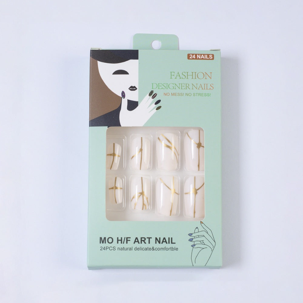 Artificial nails with elegant golden line pattern Bowlift