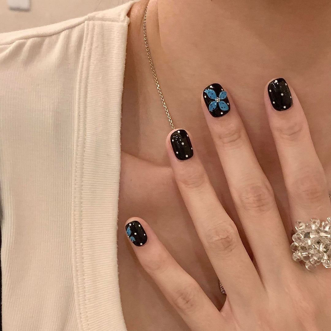 Artificial nails with colorful flower design Bowlift