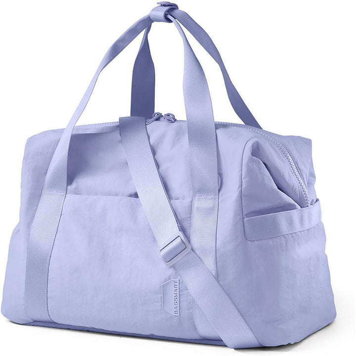 Sporty and Functional Travel Bag Bowlift