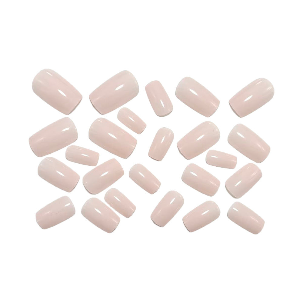 Artificial nails in elegant nude look Bowlift