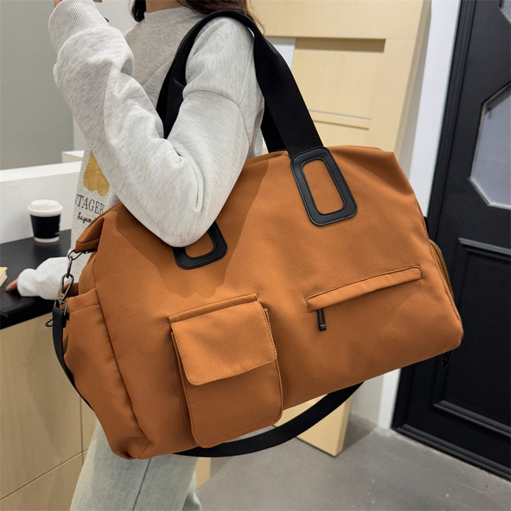 Sporty leisure and travel bag Bowlift