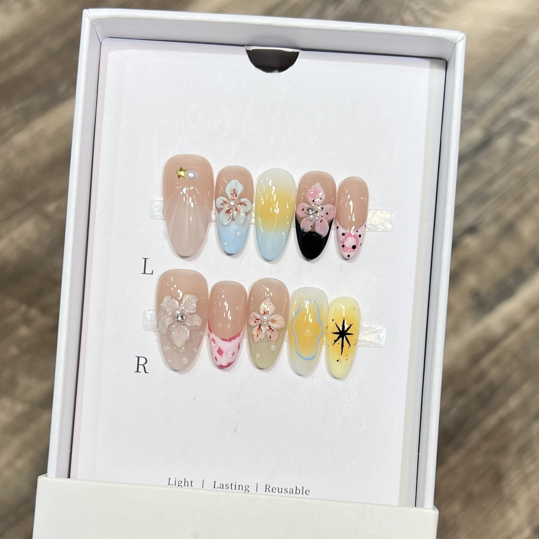Artistic Floral Press-On Nail Art Set Bowlift