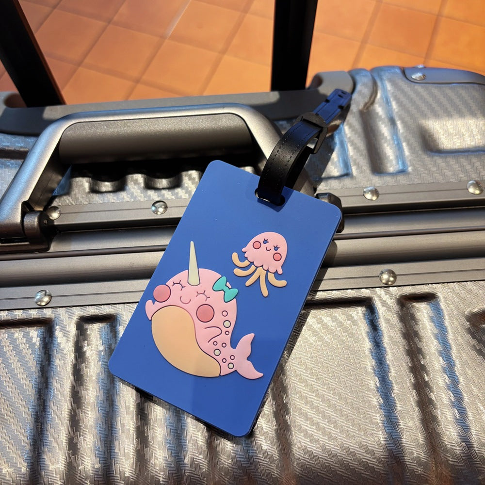 Adventure-Themed Luggage Identifier Bowlift