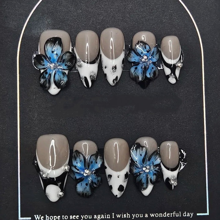 Artistic Floral and Star-Embellished Press-On Nail Set Bowlift