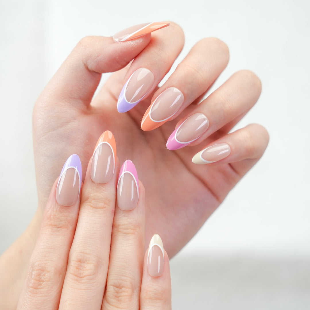 Artificial Nails in Modern Color Scheme Bowlift