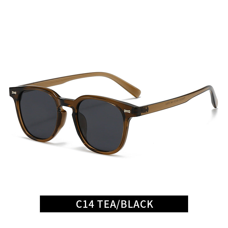 Ladies trendy sunglasses with square frame Bowlift