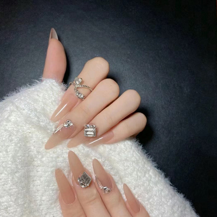 Glamorous and Elegant Artificial Nails with Crystal Accents Bowlift