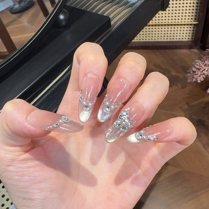 Decorative Rhinestone Press-On Nail Set Bowlift