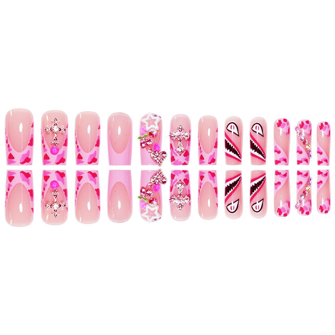 Trendy Artistic Press-On Nail Enhancements Bowlift