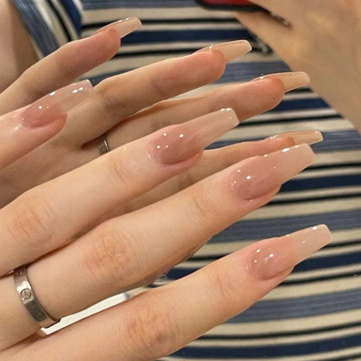 Elegant Glossy Nail Extensions Bowlift