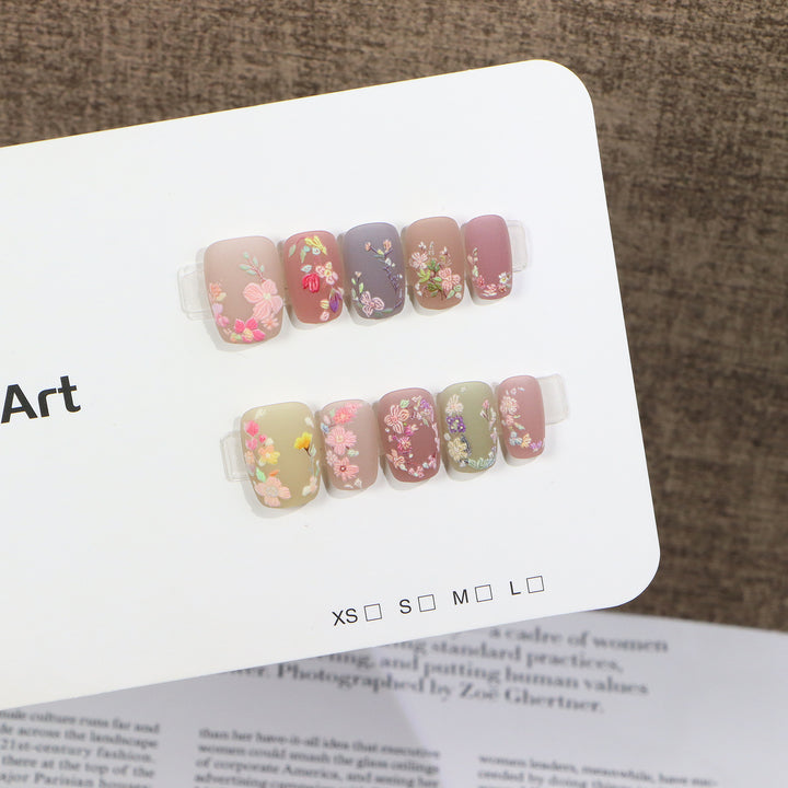 Artisan Flower-Designed Press-On Nail Set Bowlift