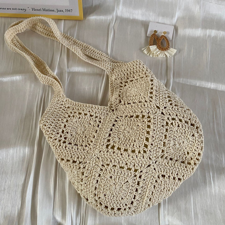 Handmade shoulder bag with floral motifs Bowlift
