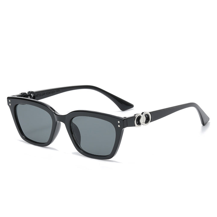 Women Elegant and fashionable sunglasses with decorative metal frame Bowlift