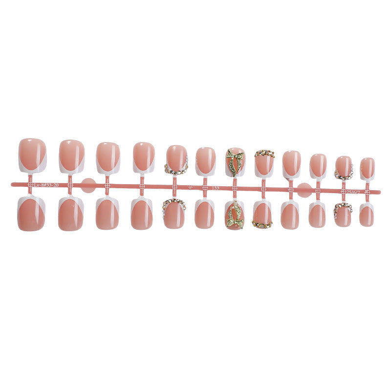 Nail art set with luxurious glitter and floral decorations Bowlift