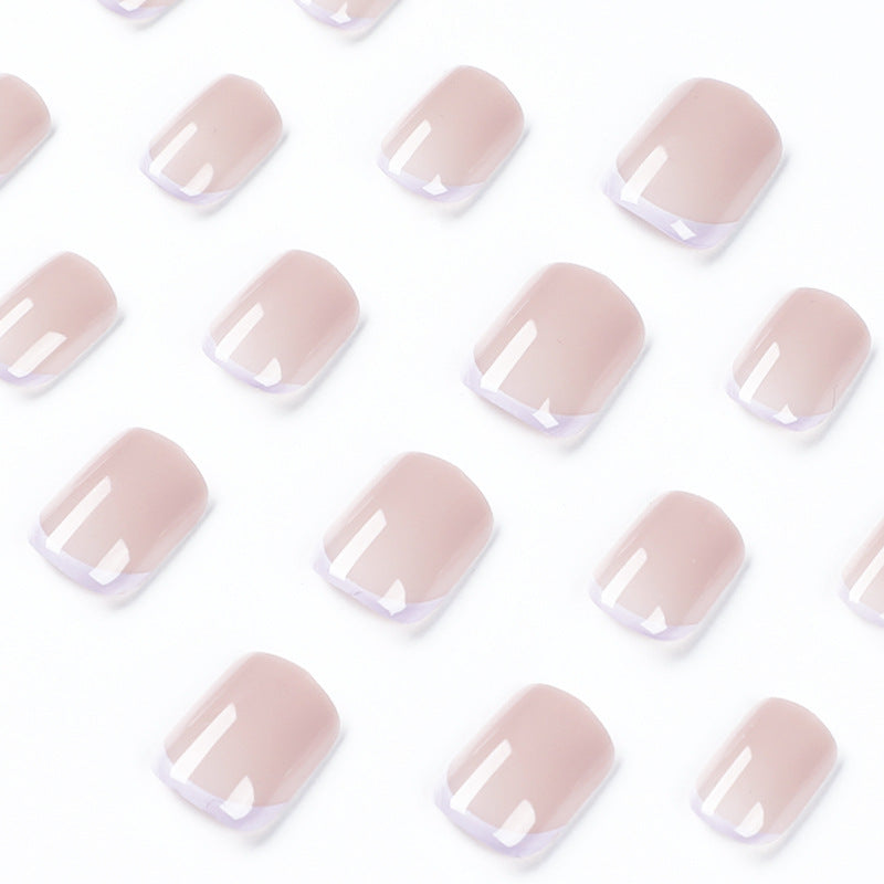 Elegant manicure with high-gloss finish Bowlift