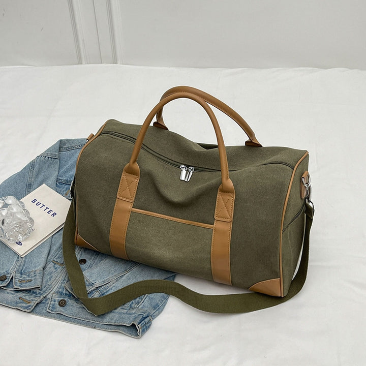 Stylish and Practical Travel Bag Made of Durable Material Bowlift