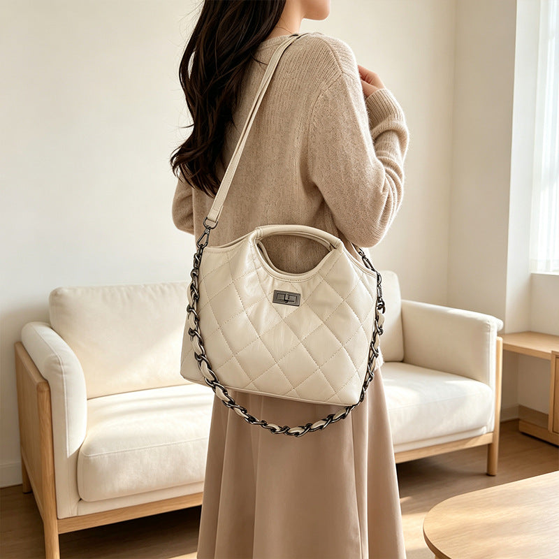 Quilted Designer Handbag Bowlift