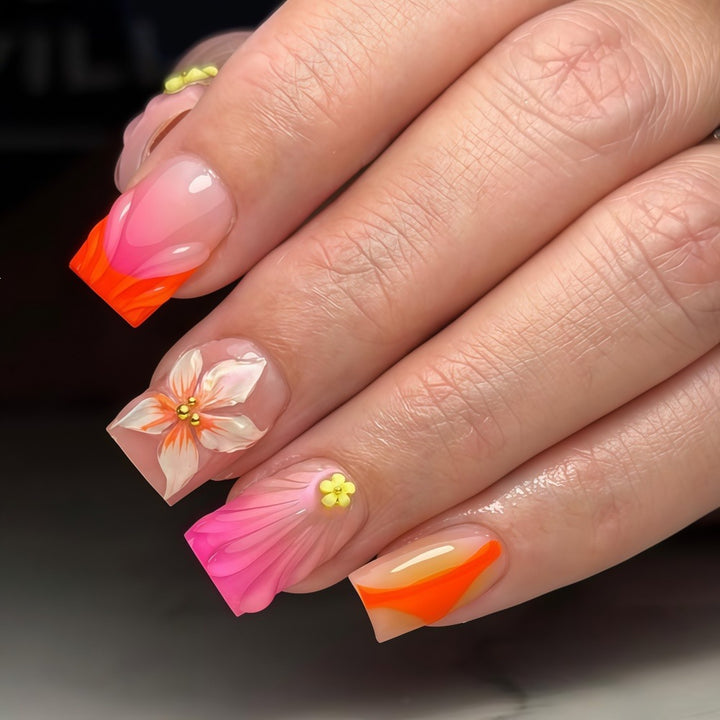 Creative Nail Art Set with Floral and Ombre Designs Bowlift