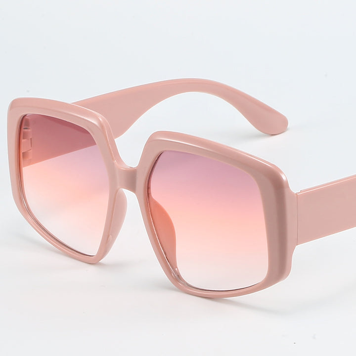 Women's modern square sunglasses with high-quality UV protection technologies Bowlift