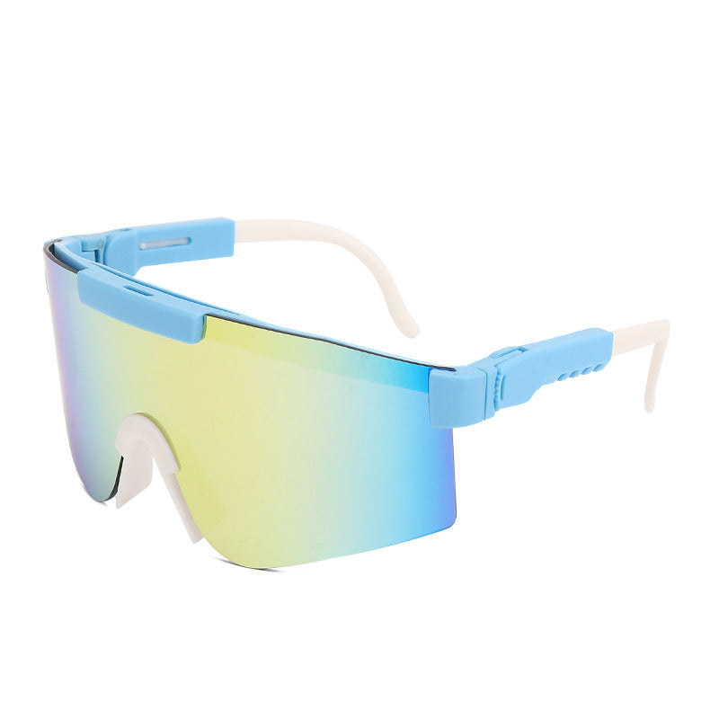 Women's Sporty Statement Sunglasses in Modern Design Bowlift