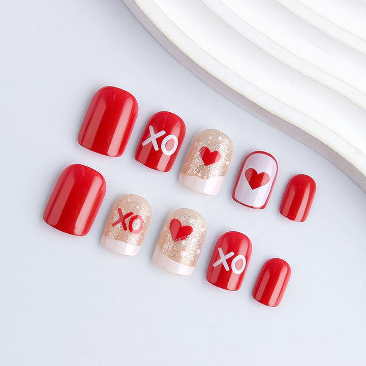 Romantic Heart-themed Nail Art Set Bowlift