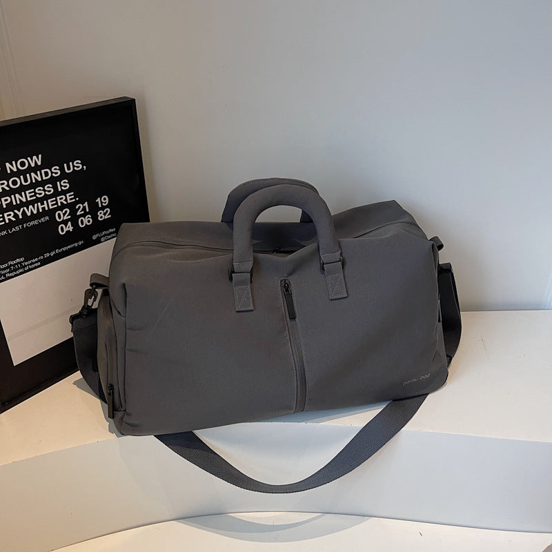 Modern travel bag with versatile carrying options Bowlift