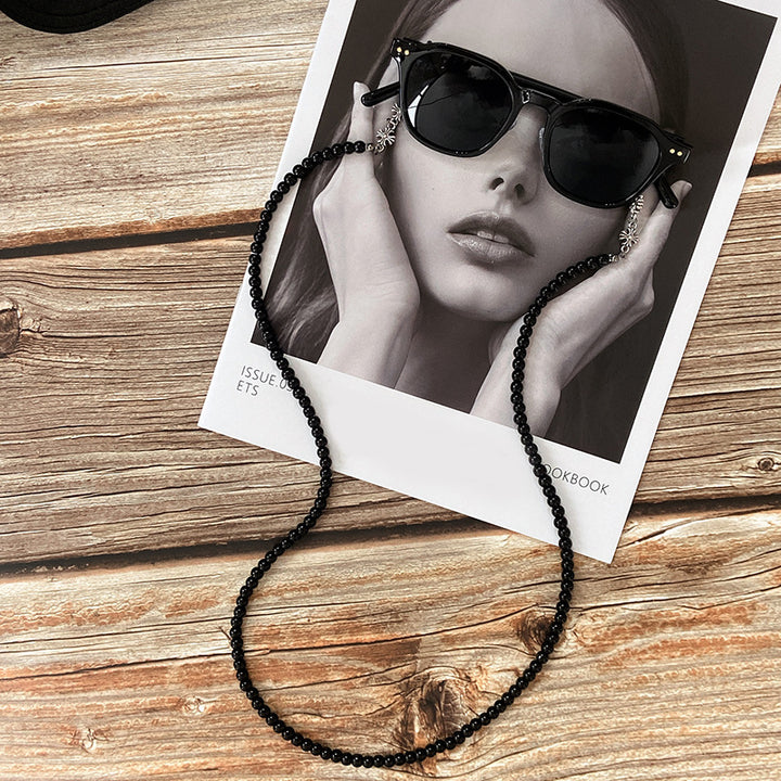 Fashionable glasses holder chain with beads Bowlift